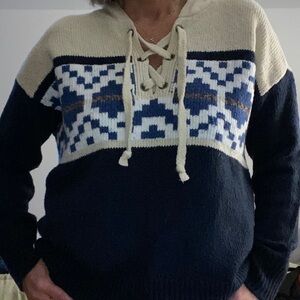 American Eagle Sweater Hoodie size M EUC